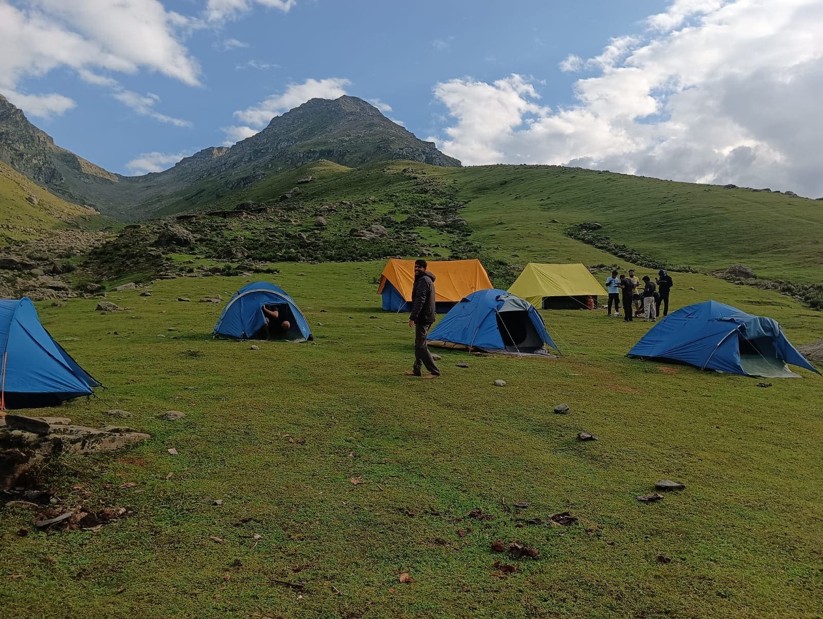 Dayara Bugyal Trek - Winter Trek