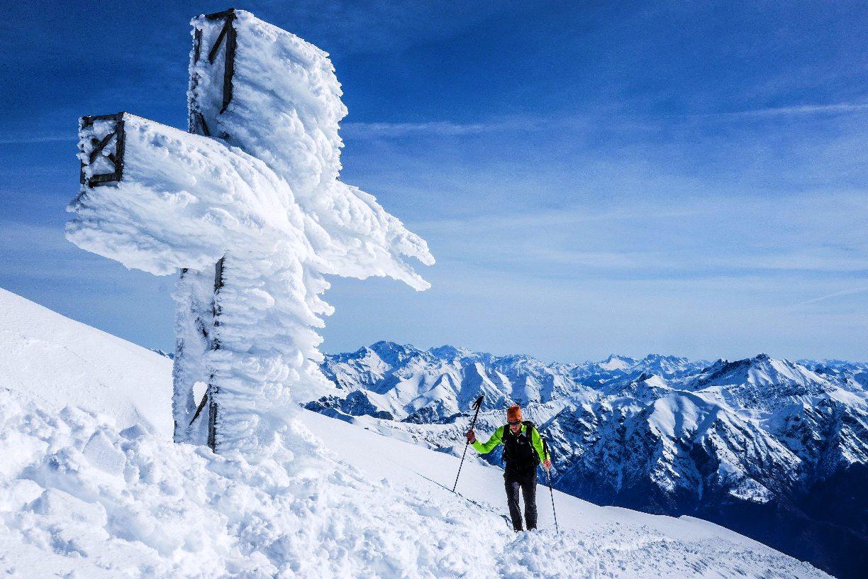 Sar Pass Trek Route Explained: Day-Wise Trail, Camps & Key Highlights -popular